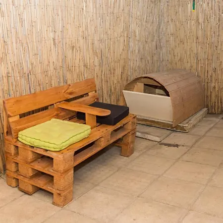 Private Two Bed With Garden, Parking And Pets Allowed Daire Burgaz